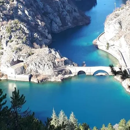 Montagna Grande Villalago