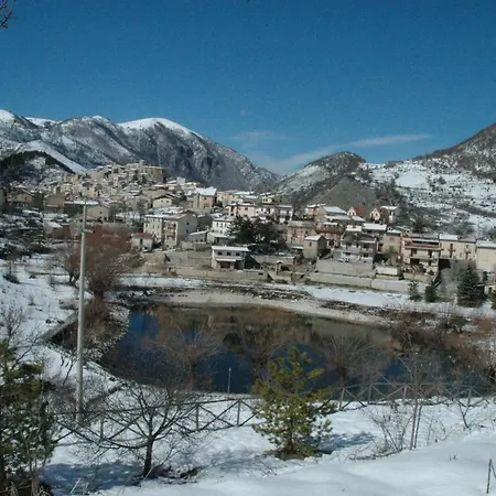 Montagna Grande Villalago